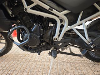 Triumph Tiger 800 2011-thumb-12