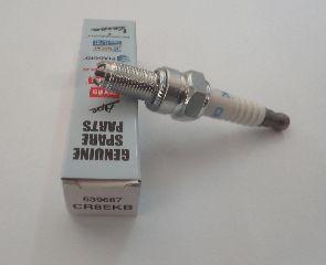 ΜΠΟΥΖΙ NGK CR8EKB SCOOTER 300<>350 2 ΑΚΙΔΕΣ ΚΩΔ. 639687