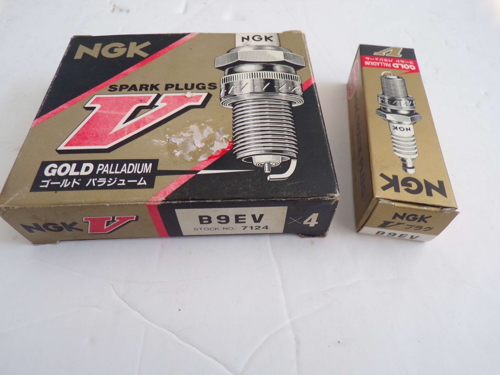 ΜΠΟΥΖΙ NGK GOLD PALLADIUM B9EV