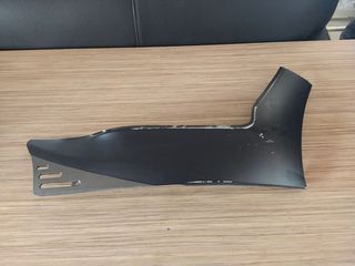 ΚΑΡΙΝΑ ΔΕΞΙΑ ΜΑΥΡΗ KYMCO XCITING 300i-thumb-2