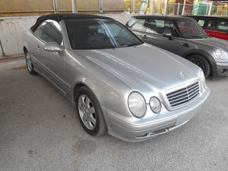 Mercedes-Benz CLK 200 2002-thumb-1