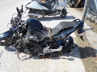 SUZUKI GSR 600-thumb-2