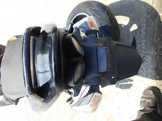 SUZUKI GSR 600-thumb-3