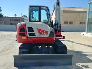 Εκσκαφέας Με Ερπύστριες Takeuchi 2025 TB370-thumb-12