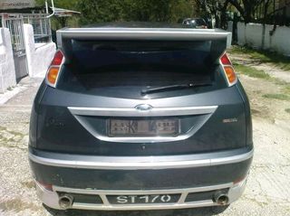 Ford Focus 2004 Turnier ST170-thumb-2