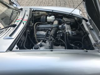 Alfa Romeo Spider 1991 S4-thumb-11