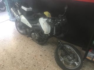 SUZUKI V-STROM 650 ΠΟΛΛΑ ΑΝΤΑΛΛΑΚΤΙΚΑ