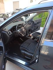 Nissan X-Trail 2015-thumb-4