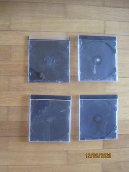                 60   ΠΛΑΣΤΙΚΕΣ ΘΗΚΕΣ 10.4 mm  ΓΙΑ CD με μαύρο 5€