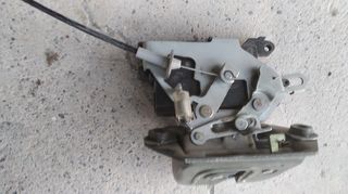Subaru forester 02 08 κλειδαριά πορτ μπαγκάζ ηλεκτρική