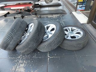 BMW x1 f48-thumb-1