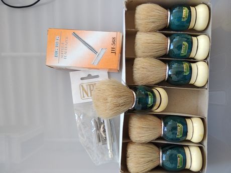 DUX ΠΙΝΕΛΟ SHAVING BRUSH ΚΑΙ ΤΑ 6