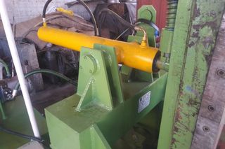 ΠΡΕΣΣΑ  ΓΙΑ ΠΑΛΙΟΣΙΔΕΡΑ  ΚΑΙ ΜΕΤΑΛΛΑ///SCRAP METAL BALLER MACHINE-thumb-6