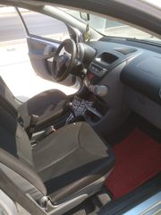 Toyota Aygo  '08-thumb-10