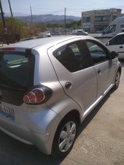 Toyota Aygo  '08-thumb-3