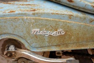 Mobylette , παλιό μηχανάκι αντίκα , χωρίς χαρτιά , γυρίζει η μηχανή όχι κολλημένο vintage τιμή 550€ αυθεντικό το χρώμα της μάνας του σε καλή κατάσταση για την ηλικία του-thumb-6