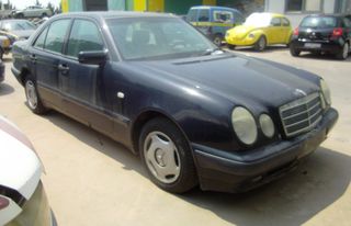 Mercedes-Benz 1997-thumb-1