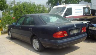 Mercedes-Benz 1997-thumb-2