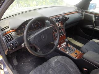 Mercedes-Benz 1997-thumb-3