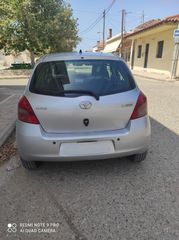 Toyota Yaris  '07-thumb-3