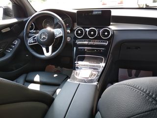Mercedes-Benz GLC 200 2020 Coupe Hybrid 4Μatic-thumb-6
