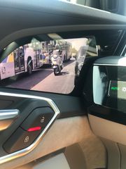 Audi e-tron 2020-thumb-4