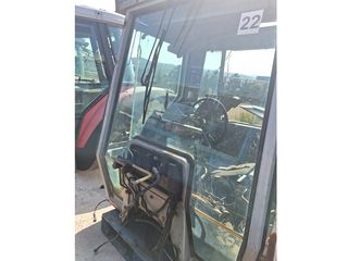 Καμπίνα Massey Ferguson 3080-thumb-2