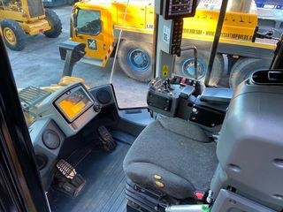 Φορτωτής Με Λάστιχα CAT 2014 972M XE -thumb-47