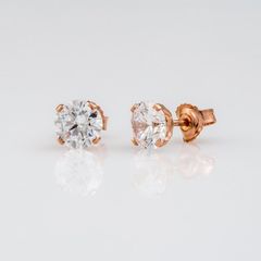 Σκουλαρίκια ροζ χρυσό Κ14 μονόπετρα με φυσικά zirconia σε λευκό χρώμα Διάμετρος πέτρας 4 χιλιοστά
Θα φροντίσουμε για τη συσκευασία δώρου