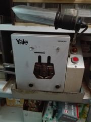 Yale - Μηχανή Κοπής Κλειδιών