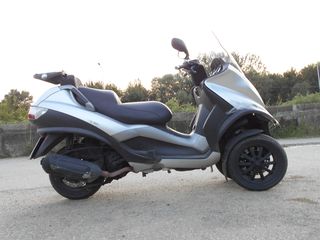  PIAGGIO MP3 250