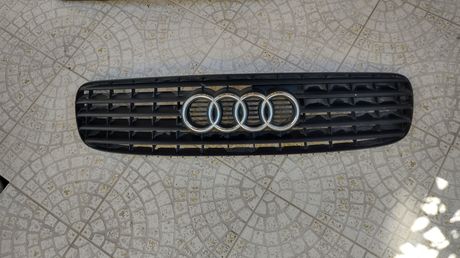 Μάσκα προφυλακτήρα Audi TT 8N (Mk1)