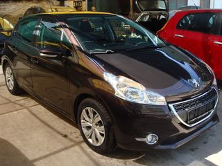 Peugeot 208 2014 1.2 PureTech 82 Allure-thumb-2