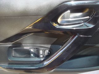 Peugeot 208 2014 1.2 PureTech 82 Allure-thumb-14