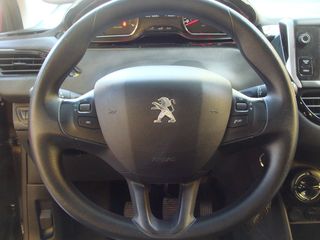 Peugeot 208 2014 1.2 PureTech 82 Allure-thumb-17