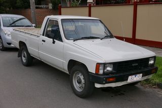 TOYOTA HILUX 1985-1988 4X2 YN56 2Y ΔΙΑΦΟΡΙΚΟ  ΠΙΣΩ  ΧΩΝΙ ΑΔΕΙΟ