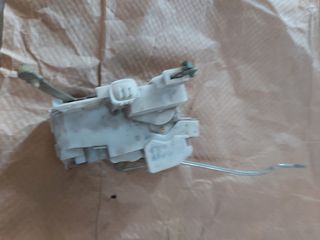 TOYOTA   AVENSIS   01  Κλειδαρια Δεξια εμπρος-thumb-1