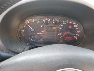 Audi A3 1999-thumb-6