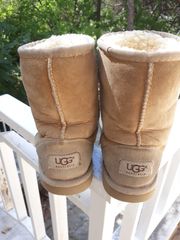 Μποτάκια παιδικά με γούνα UGG Australia, suede Ν.33