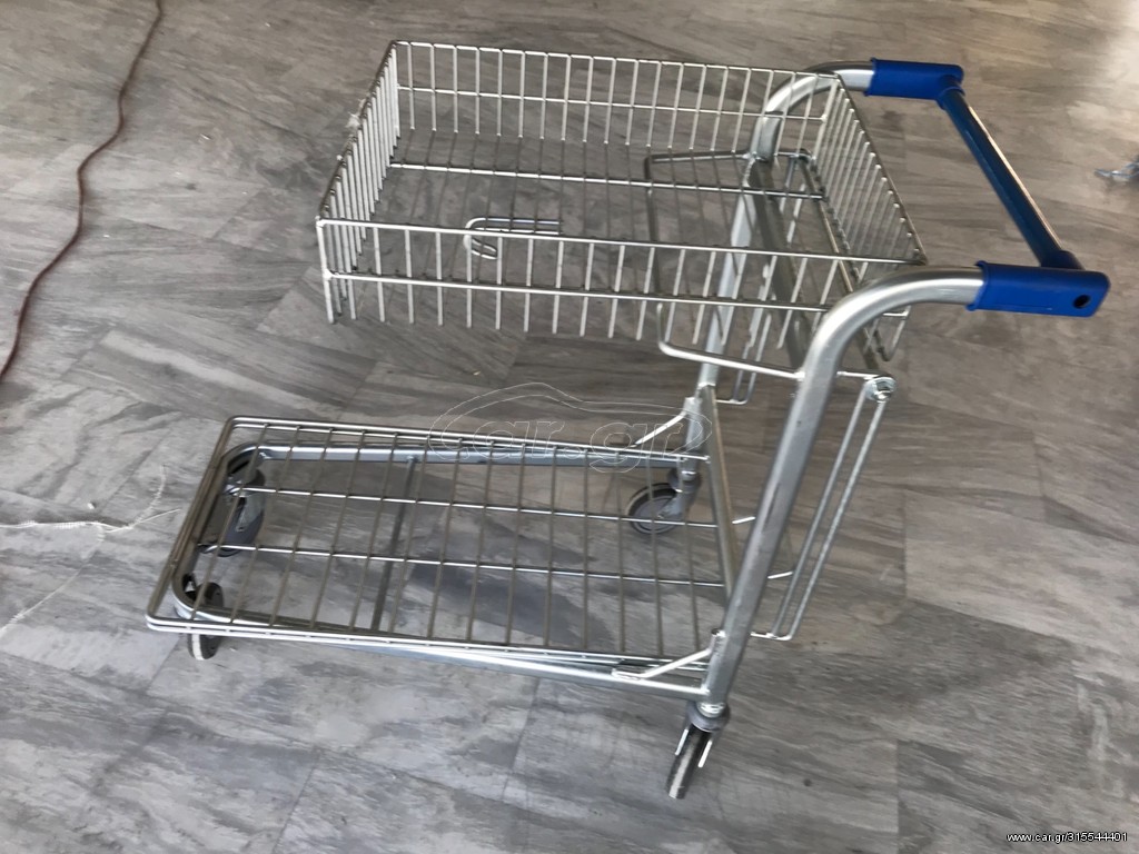 ΚΑΡΟΤΣΙ ΜΕ ΠΤΥΣΟΜΕΝΟ ΚΑΛΑΘΙ