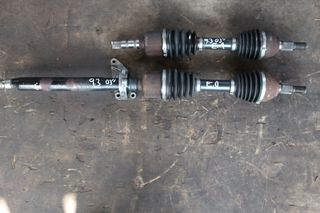 Ημιαξόνιο Δεξί Αυτόματου Σασμάν Saab 9-3 '03 Προσφορά.