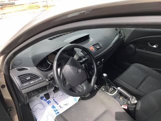 Renault Megane 2010 1.4 turbo 130ps-thumb-11