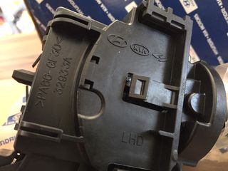 ΓΝΗΣΙΟΣ ΔΙΑΚΟΠΤΗΣ ΥΑΛΟΚΑΘΑΡΙΣΤΗΡΩΝ HYUNDAI GETZ '02-'05-thumb-1