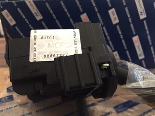 ΓΝΗΣΙΟΣ ΔΙΑΚΟΠΤΗΣ ΥΑΛΟΚΑΘΑΡΙΣΤΗΡΩΝ HYUNDAI GETZ '02-'05-thumb-2