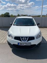 Nissan Qashqai+2 '11