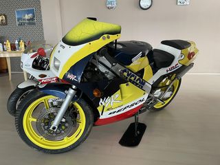 Honda NSR 250 1990-thumb-7