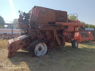 Θεριζοαλωνιστικές Deutz-Fahr 1977-thumb-2