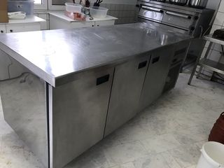 Πάγκος ψυγείο με Τρεις πόρτες-thumb-3