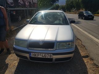 Skoda Octavia 2008 1,6-thumb-24