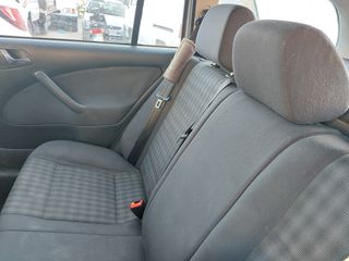 Skoda Octavia 2008 1,6-thumb-13